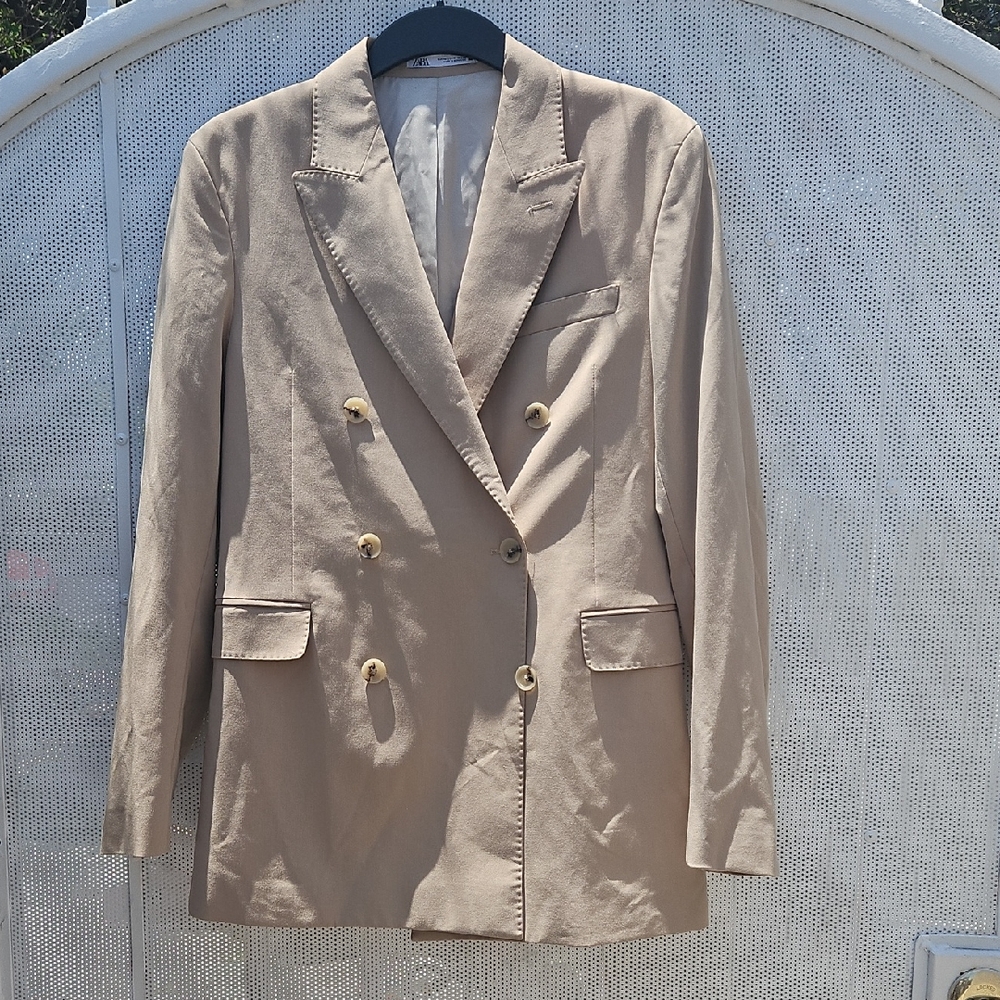 Zara Beige Blazer with Gold Accents